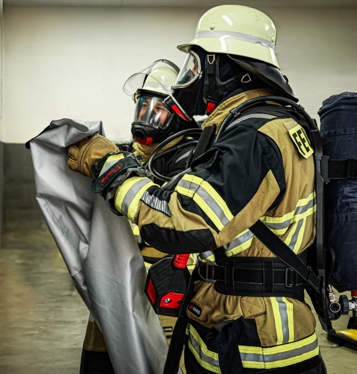 Dönges Rauchschutzvorhang Smoke Defender 70-115 cm; mit Tasche - GS Brandschutz