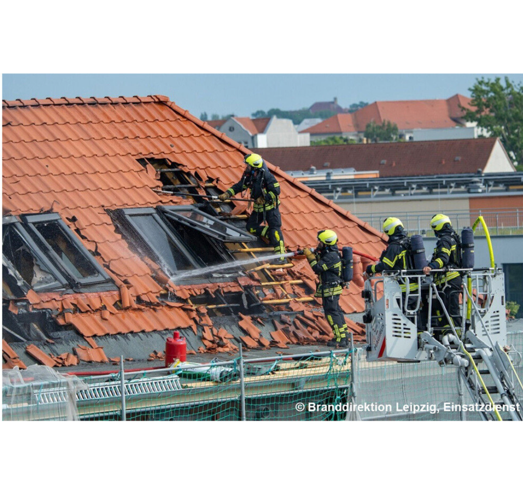 Stoß- und Einreißhaken nach DIN 14855 Werkzeugkopf mit Stiel und Verlängerung